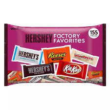 Hershey Factory Favorites Chocolate and Creme Assortment Snack Size Candy (68.7 oz.  155 pieces)